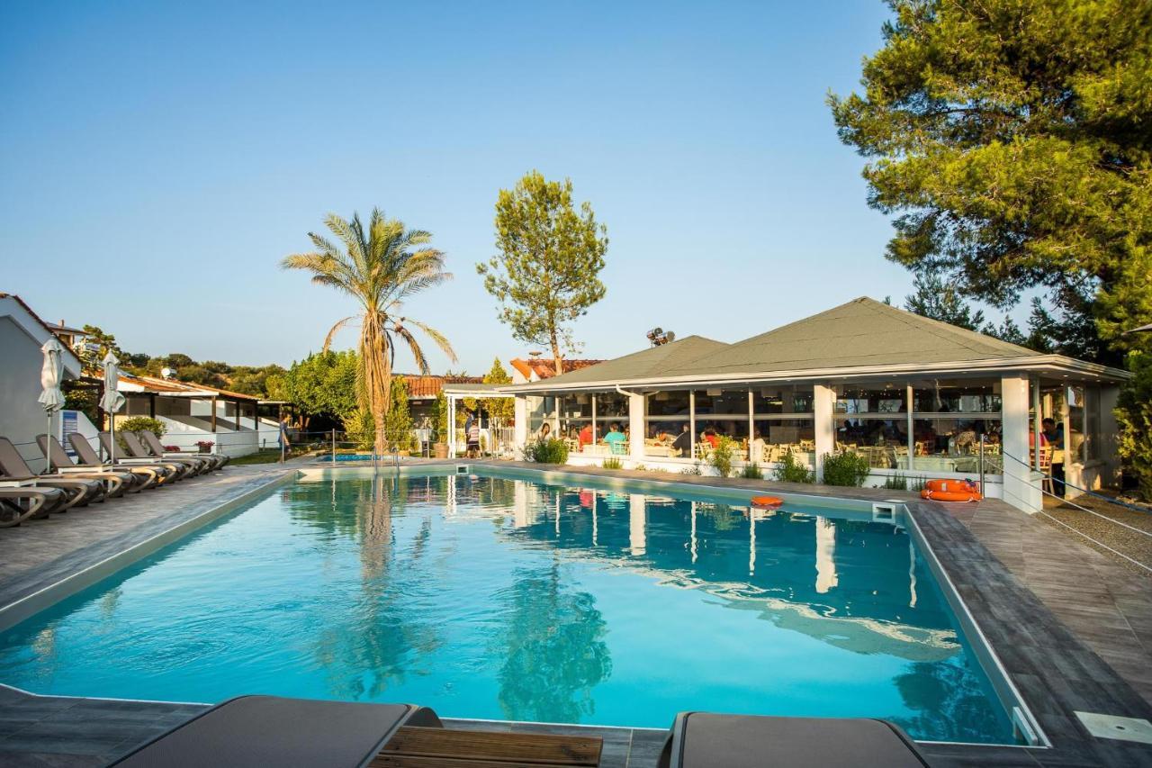 Coral Blue Beach Hotel גראקיני מראה חיצוני תמונה