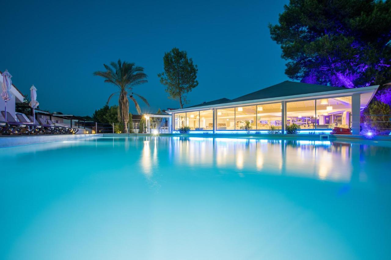Coral Blue Beach Hotel גראקיני מראה חיצוני תמונה