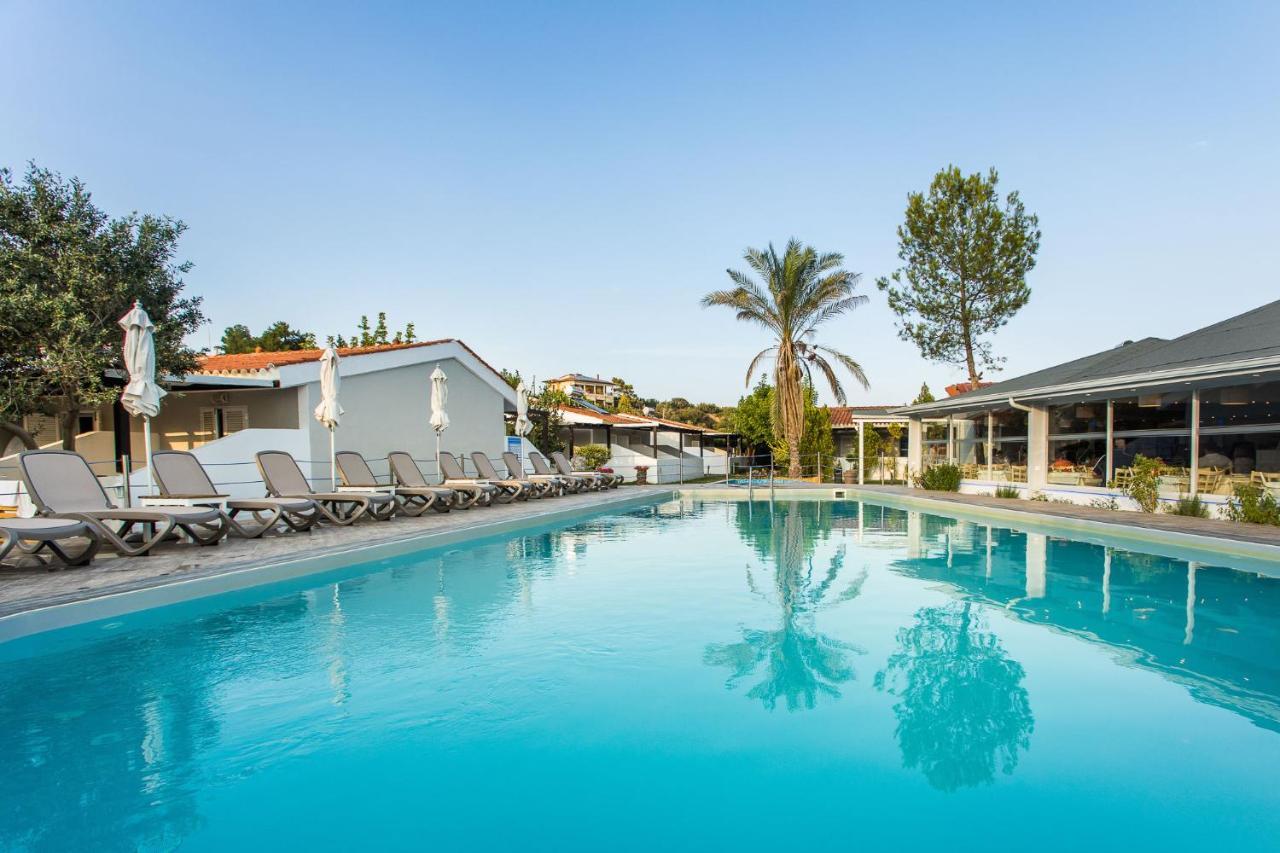 Coral Blue Beach Hotel גראקיני מראה חיצוני תמונה